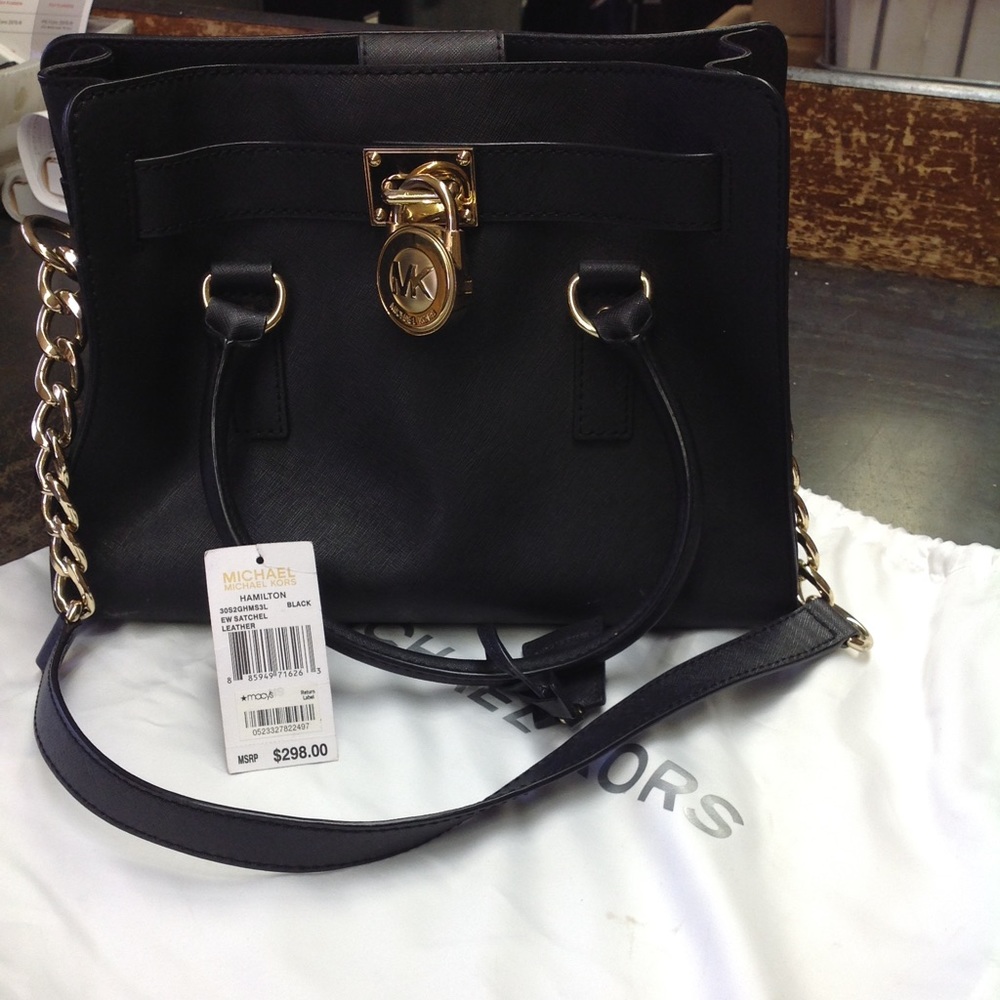 Michael Kors USED med sized Hamilton bag